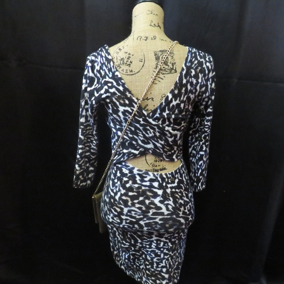 Guess Dresses & Skirts - Guess Leopard Stretch Dress (M)